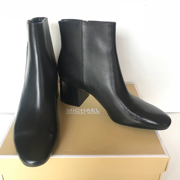 Michael Kors Alane Flex Bootie - Picture 7 of 9